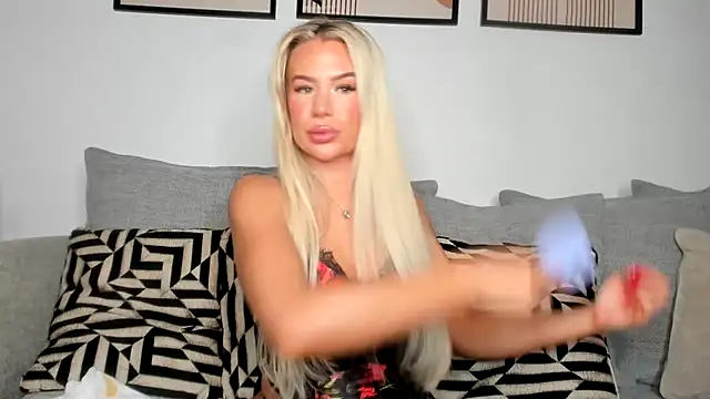 Snapshot of Alexia-Lee chatting on February 21, 10:22 pm Alexia-Lee online show from February 21, 10:22 pm