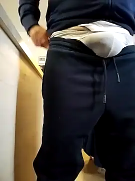 MATTIS11 online show from March 11, 3:12 pm