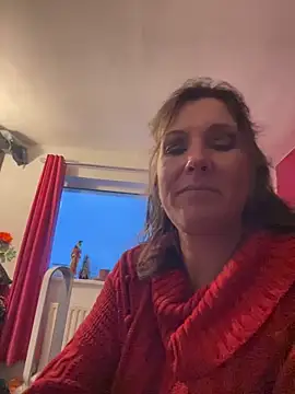 Lwhite1 online show from February 9, 4:55 pm