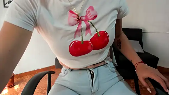 merlinaadams  online show from October 28, 2:31 pm