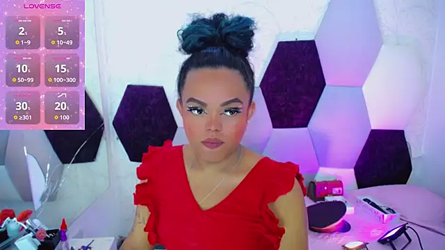 KayleighDreams  online show from February 28, 3:40 am