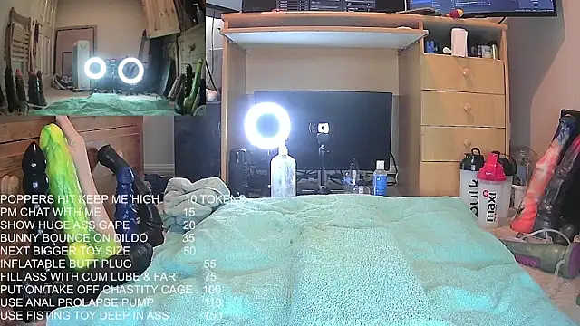 ClairTS online show from February 6, 1:47 pm