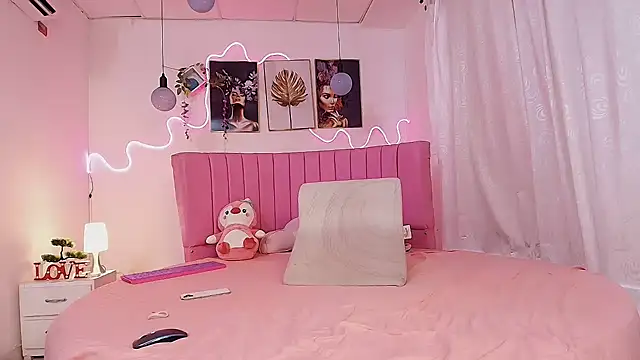 Azul horney online show from November 15, 9:32 pm