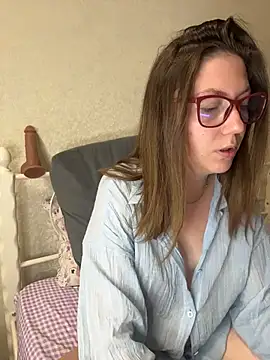 Snapshot of BeatriceTender chatting on May 17, 7:32 pm BeatriceTender online show from May 17, 7:32 pm