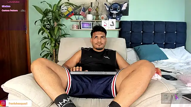Snapshot of Neganhot_ chatting on July 29, 10:30 pm Neganhot online show from July 29, 10:30 pm
