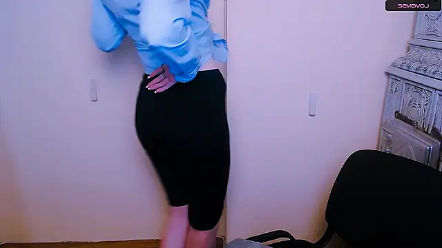 AmandaSell online show from February 14, 11:31 am