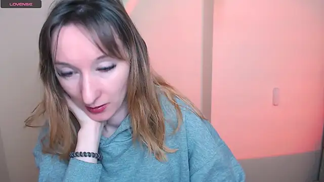 AmandaSell online show from February 10, 9:24 am