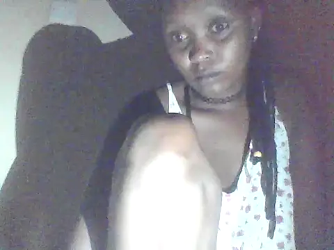 Cute tamara online show from April 5, 6:27 pm