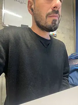 Snapshot of giorgakaci69 chatting on September 22, 1:24 pm giorgakaci69 online show from September 22, 1:24 pm