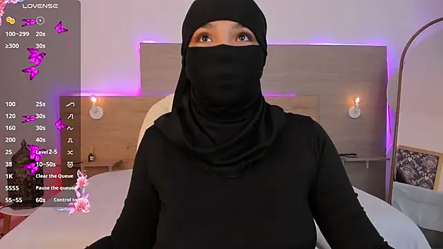 nashi ra online show from February 6, 1:36 pm