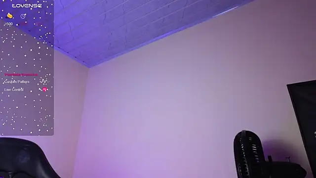 Snapshot of milly_03 chatting on June 10, 11:46 pm milly 03 online show from June 10, 11:46 pm