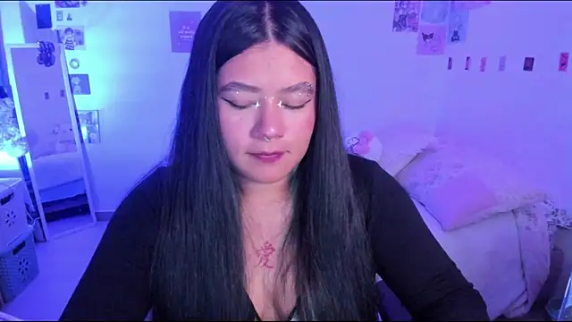 Snapshot of StephaniFox chatting on January 18, 2:47 am StephaniFox online show from January 18, 2:47 am