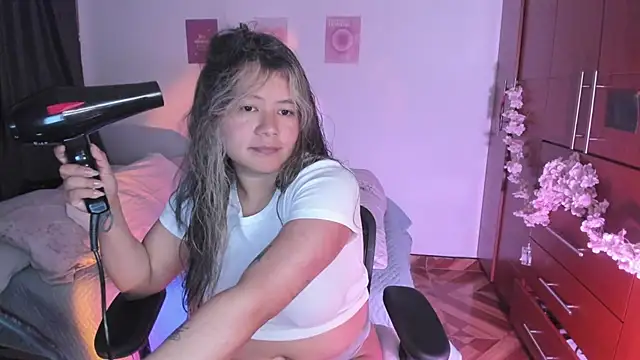 Snapshot of StephaniFox chatting on September 27, 11:43 pm StephaniFox online show from September 27, 11:43 pm