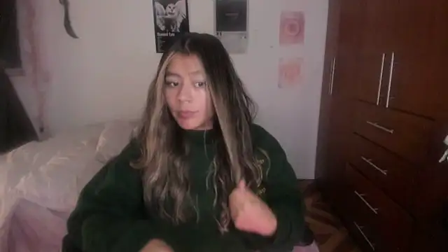 StephaniFox online show from March 2, 12:57 am