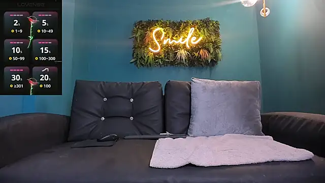 Snapshot of brennastone chatting on September 11, 11:43 am brennastone online show from September 11, 11:43 am