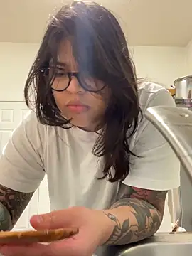 miacanela xo online show from April 16, 1:50 am