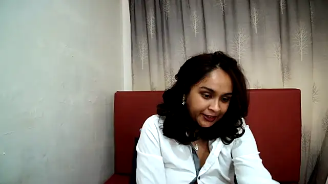 Snapshot of Cute_Indian00 chatting on January 20, 12:18 pm Cute Indian00 online show from January 20, 12:18 pm