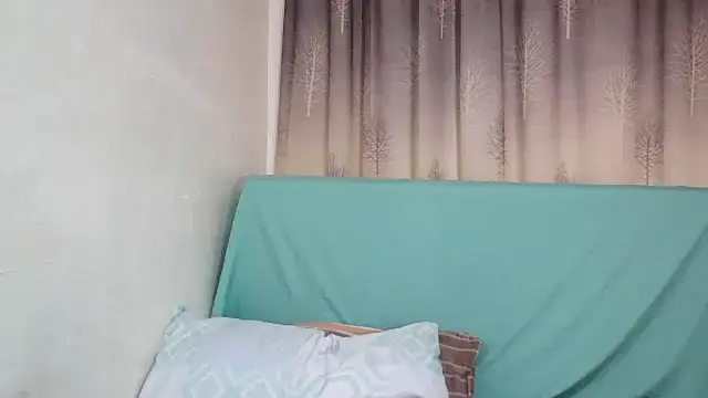 Snapshot of Cute_Indian00 chatting on February 13, 9:51 am Cute Indian00 online show from February 13, 9:51 am