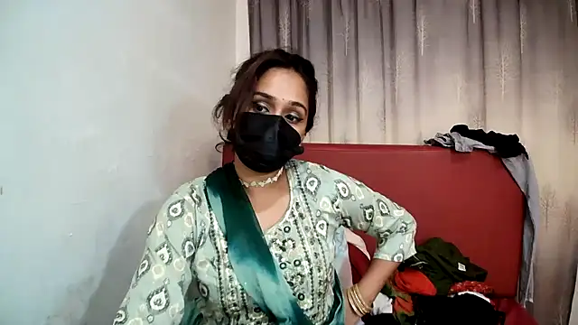 Snapshot of Cute_Indian00 chatting on February 26, 8:59 am Cute Indian00 online show from February 26, 8:59 am