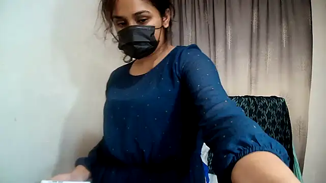 Snapshot of Cute_Indian00 chatting on March 6, 6:08 am Cute Indian00 online show from March 6, 6:08 am