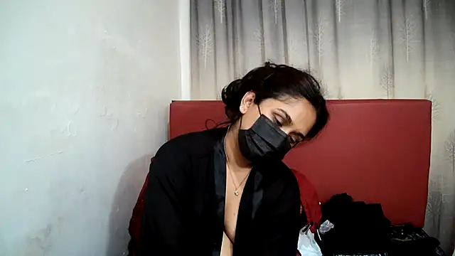 Snapshot of Cute_Indian00 chatting on March 15, 11:40 am Cute Indian00 online show from March 15, 11:40 am