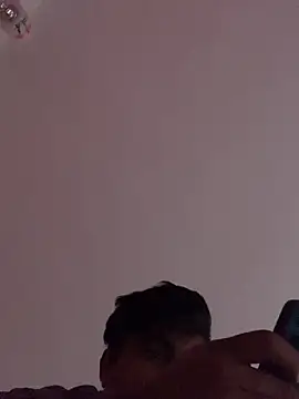 Snapshot of SweetFatBoy chatting on December 7, 11:18 am SweetFatBoy online show from December 7, 11:18 am