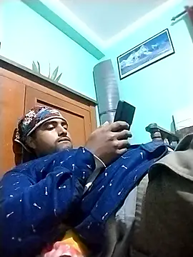 Snapshot of SweetFatBoy chatting on January 15, 4:11 pm SweetFatBoy online show from January 15, 4:11 pm