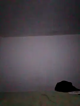 Snapshot of Blackpenis28 chatting on December 15, 12:48 am Blackpenis28 online show from December 15, 12:48 am