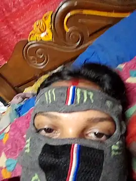 HotSexyBoudi online show from November 2, 9:00 am