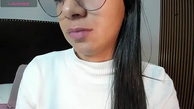 Snapshot of Tamaraakins chatting on February 22, 8:09 pm Tamaraakins online show from February 22, 8:09 pm