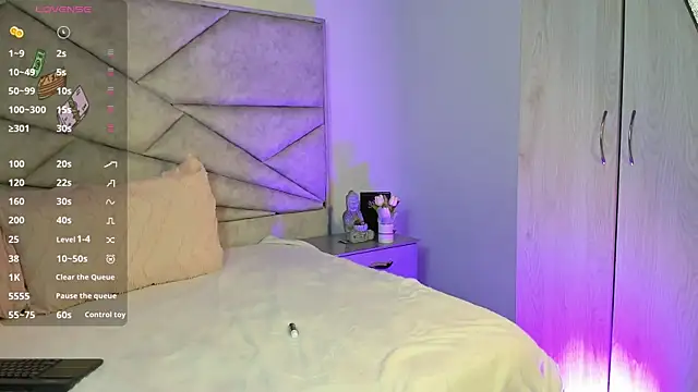 1m megan online show from December 24, 3:38 am