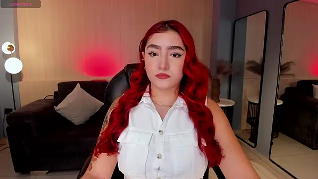 ViolettCastel online show from October 27, 7:18 pm