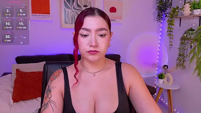 ViolettCastel online show from May 23, 10:58 pm
