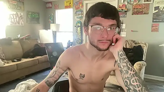 hungkubenski online show from January 8, 8:00 pm