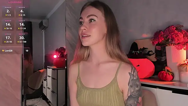 LoveGameSexx online show from October 16, 10:16 am