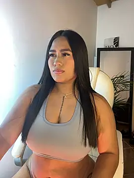 Snapshot of agatha_amberrg chatting on January 22, 1:31 am agatha amberrg online show from January 22, 1:31 am