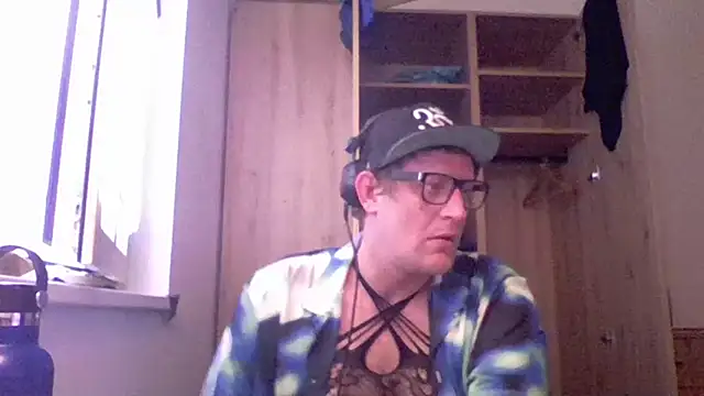 Bigthroaterboy online show from January 20, 2:46 pm