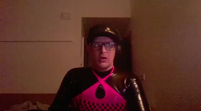 Bigthroaterboy online show from March 7, 8:00 pm