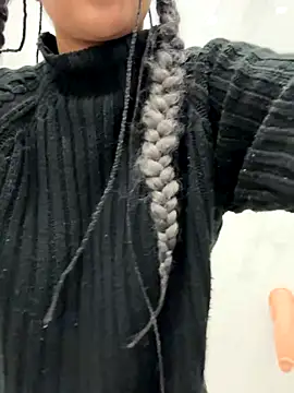 HaileyDiana online show from December 16, 12:15 am