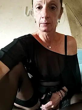 tatianasexymilf online show from October 9, 12:58 pm