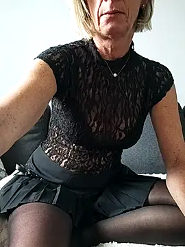 Snapshot of tatianasexymilf chatting on April 20, 2:53 pm tatianasexymilf online show from April 20, 2:53 pm