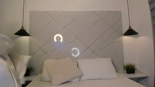 Snapshot of ANTONELLA__ROUSE_ chatting on February 22, 3:29 am ANTONELLA ROUSE online show from February 22, 3:29 am