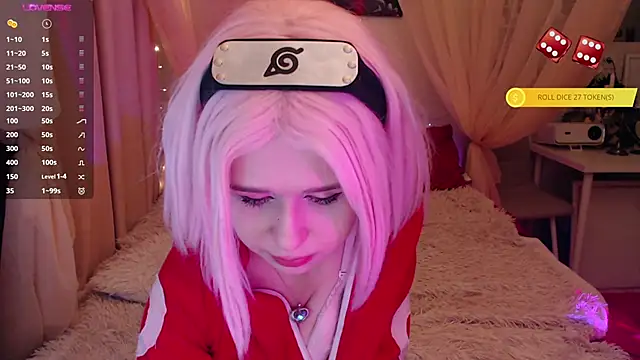 Snapshot of cherry_milk_xx chatting on December 6, 10:30 pm cherry milk xx online show from December 6, 10:30 pm