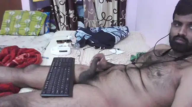 Snapshot of sanik_2428 chatting on January 6, 3:19 pm sanik 2428 online show from January 6, 3:19 pm