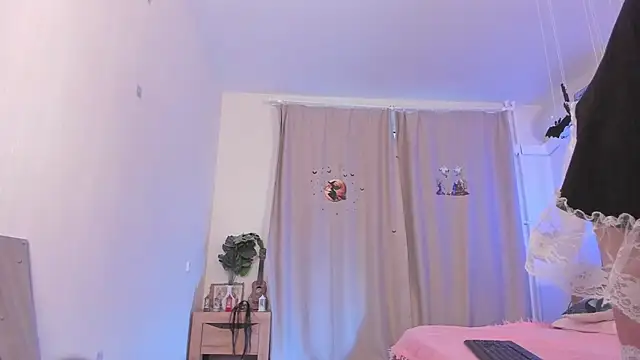 kate doroty online show from October 25, 1:07 pm