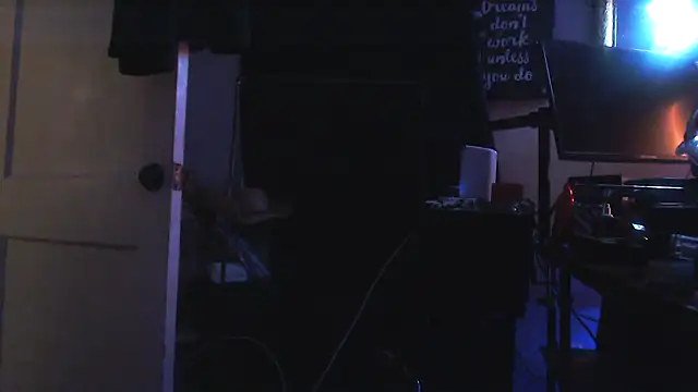 trash4cash online show from January 16, 12:34 am