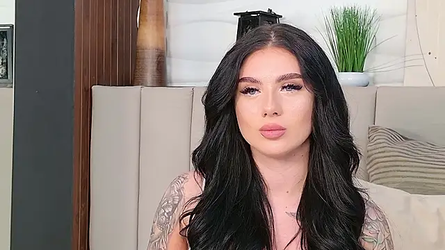 CarolinePrescott online show from February 21, 7:04 pm