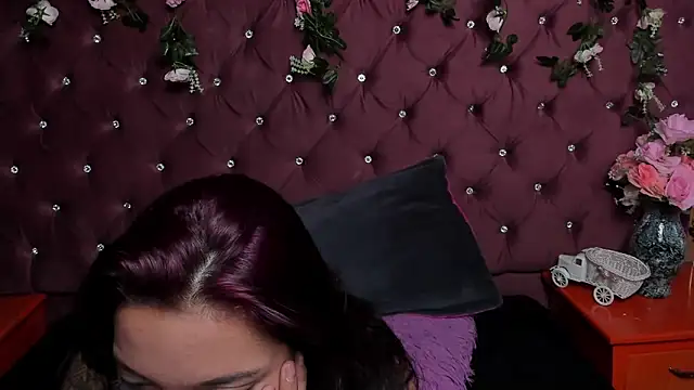 MaddyHudson online show from January 11, 8:54 pm