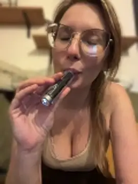 Vanilladreams online show from April 12, 9:42 pm