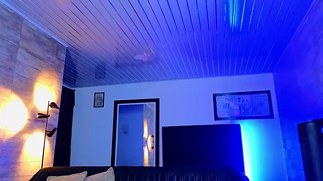 AsmodeoCox online show from February 9, 7:05 am